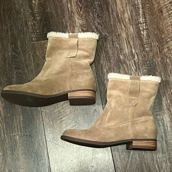 Sole Society Brown Suede Winter Boots - Picture 2 of 5